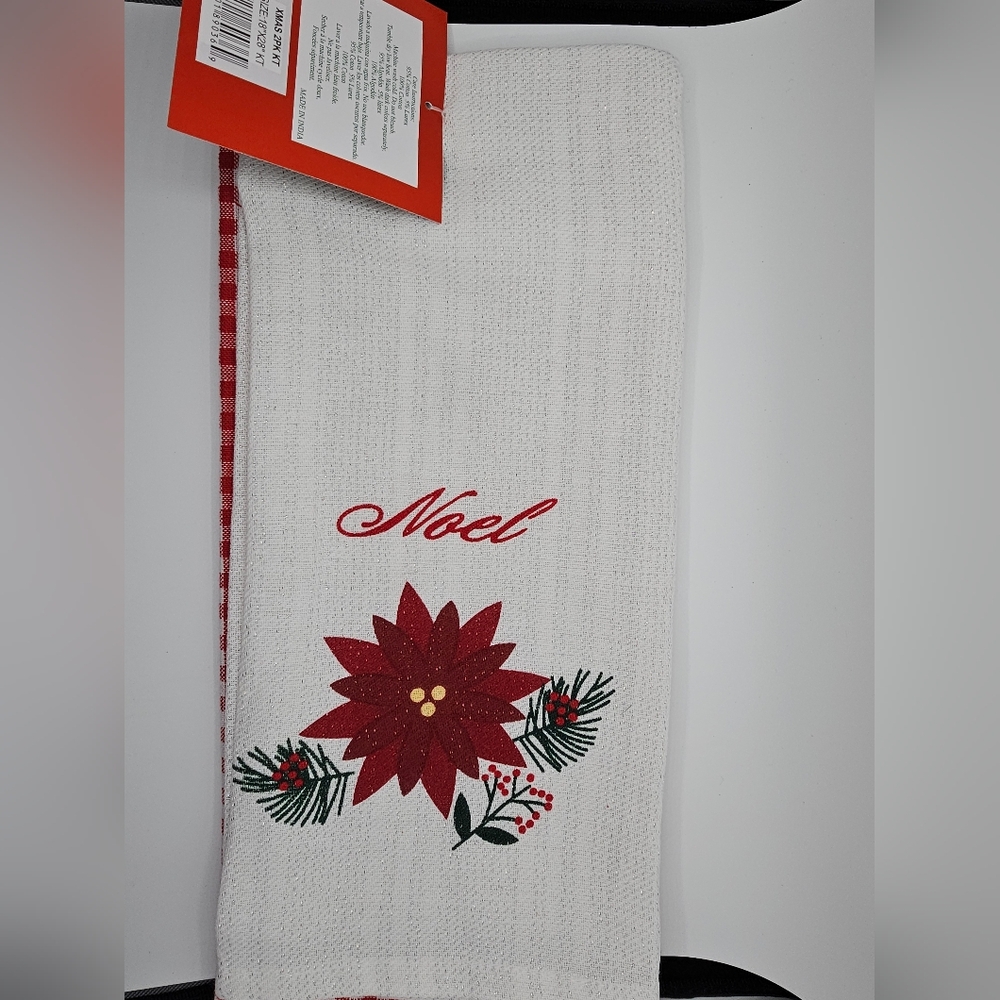 Xmas 2 Pack 18" x 28" Kitchen Towels NWT